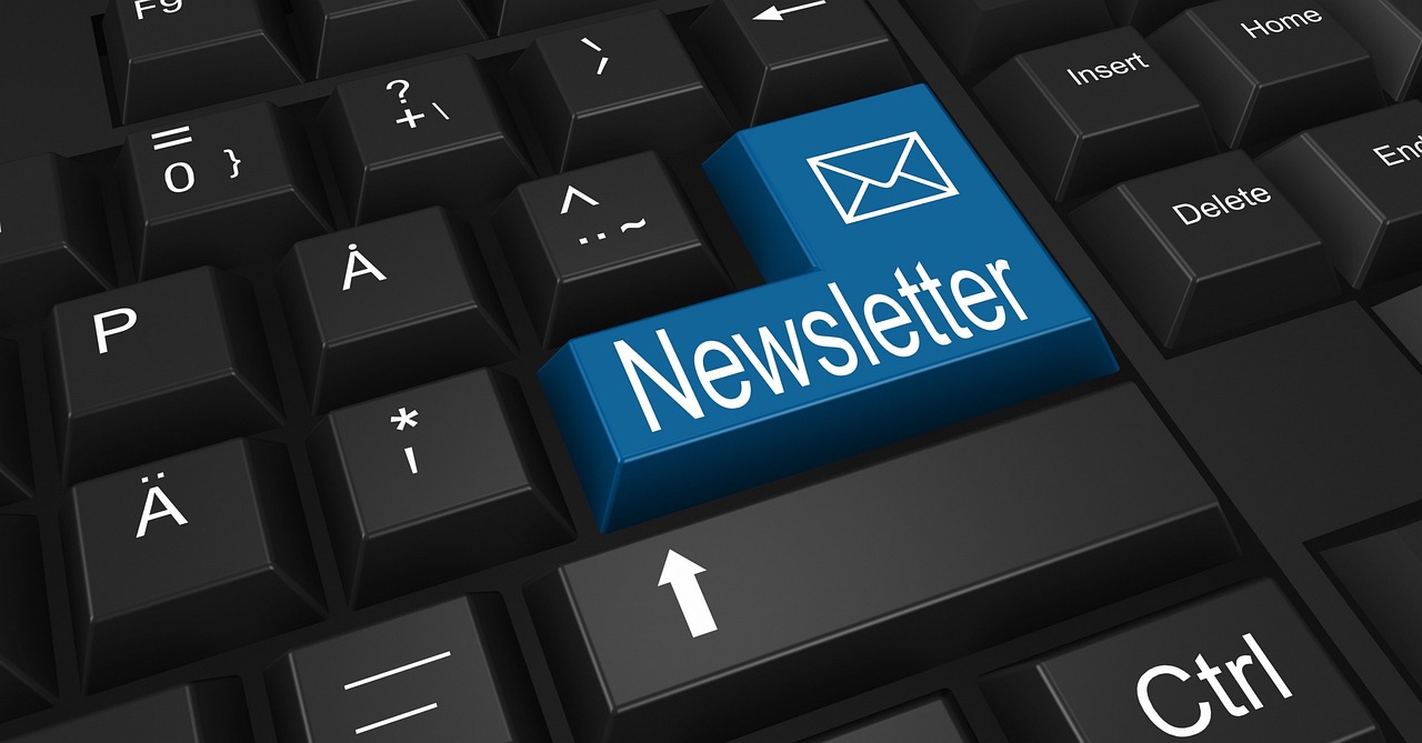 Touche Newsletter bleue sur un clavier d ordinateur